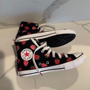 Converse kids black strawberry canvas high tops